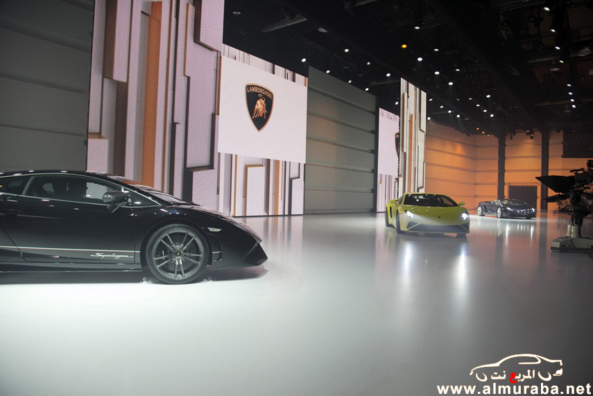 سيارات لمبرجيني افنتادور وجلاردو تنافس بشراسة بعد الكشف عنها في معرض باريس Lamborghini 2013 34